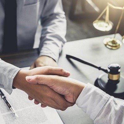 How to Successfully Hire a Lawyer